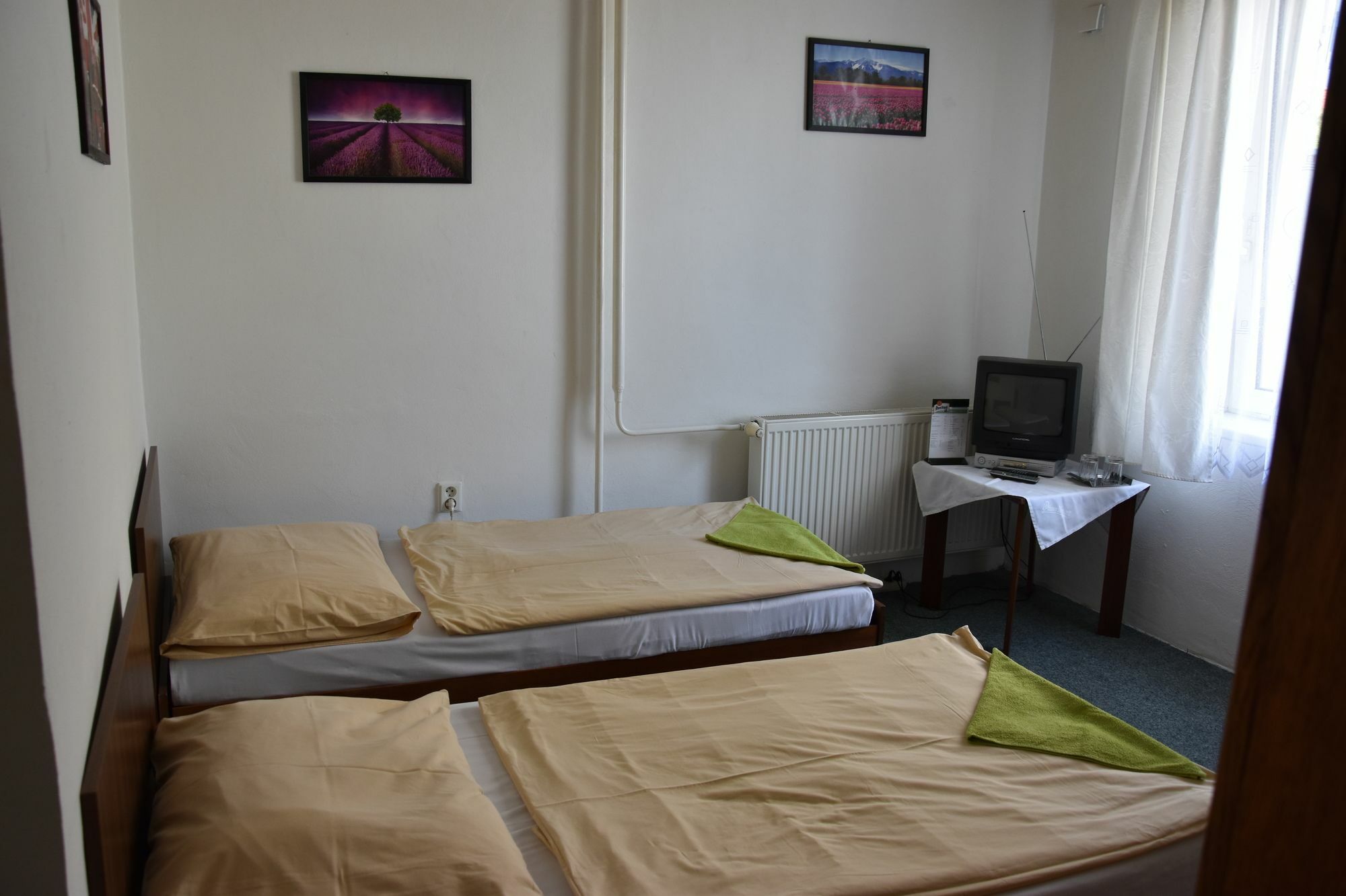 Hotel Alexander Praag Buitenkant foto