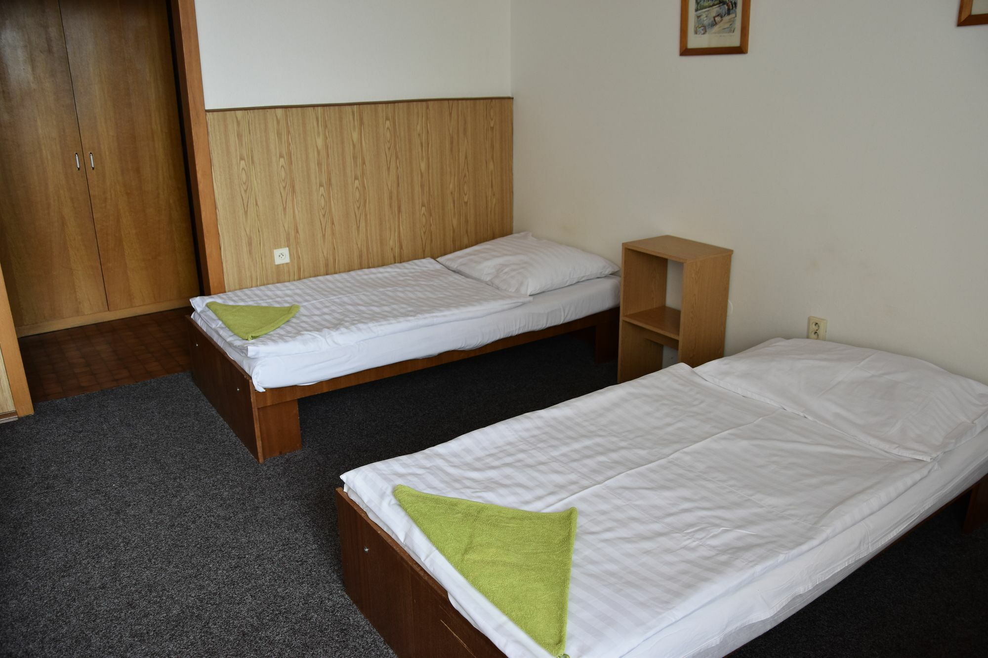 Hotel Alexander Praag Buitenkant foto