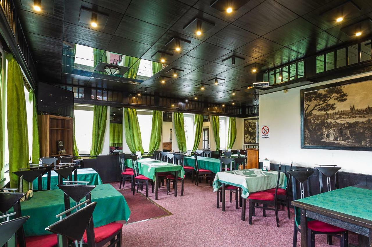 Hotel Alexander Praag Buitenkant foto
