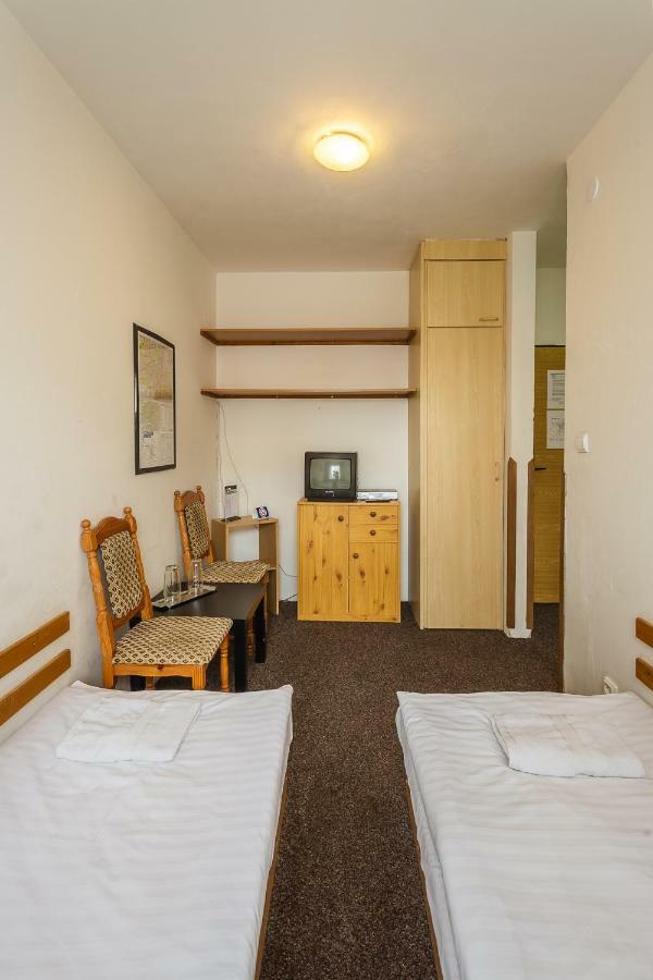Hotel Alexander Praag Buitenkant foto