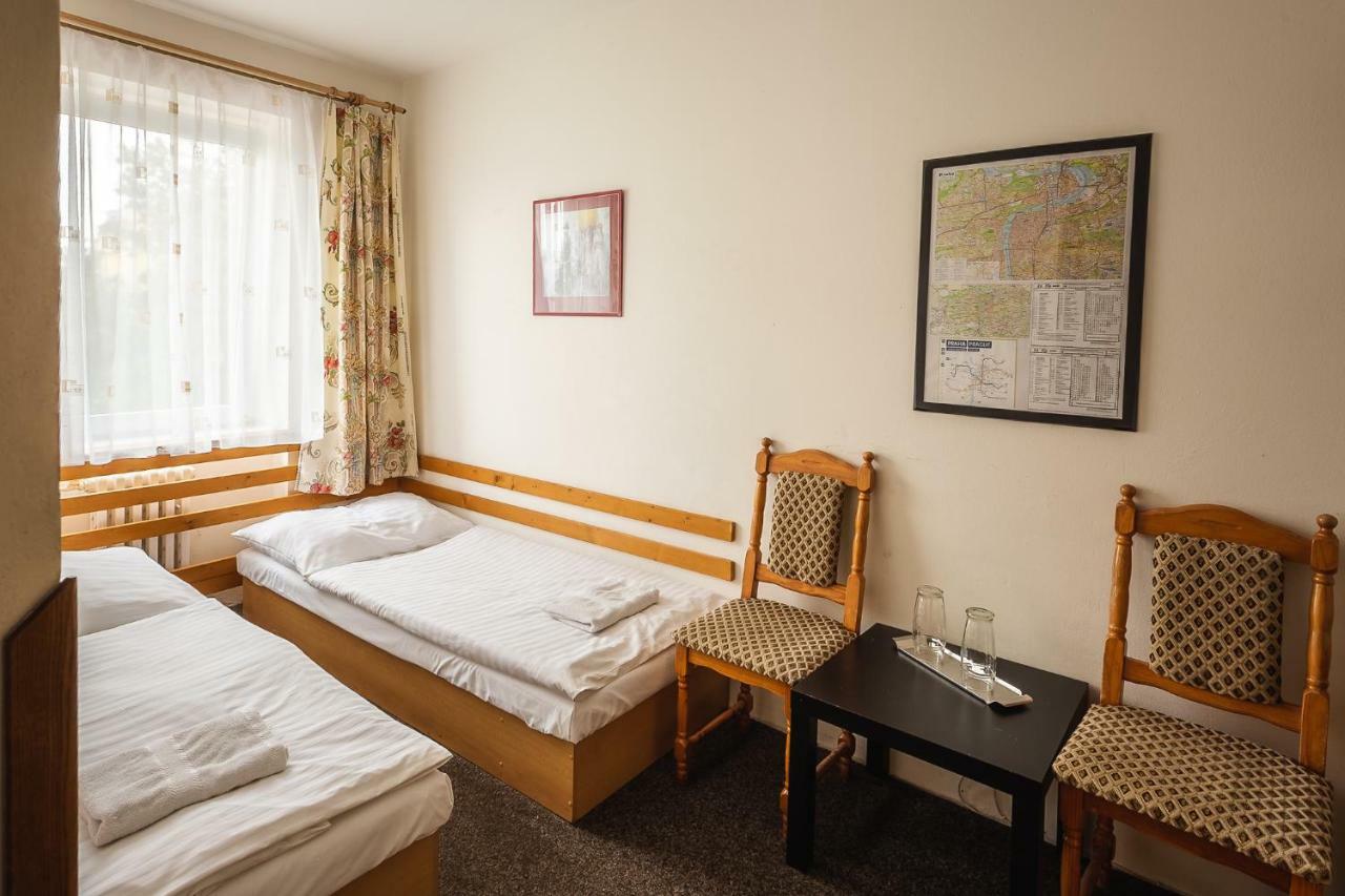 Hotel Alexander Praag Buitenkant foto